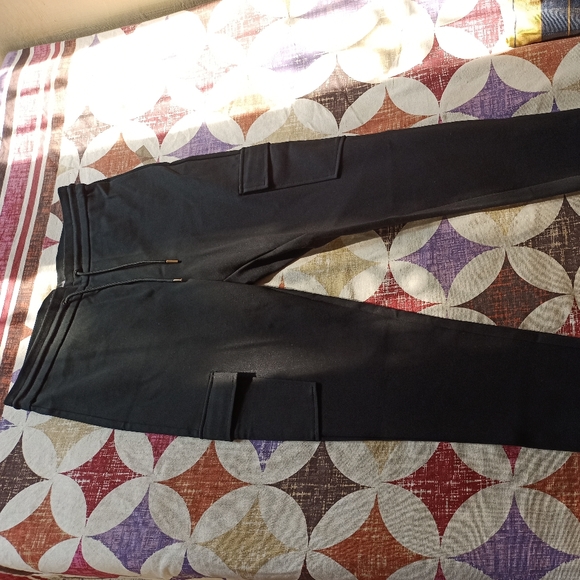 LAST DAY TO BUY (Marks and Spencer Jersey Slim Fit Cargo Joggers) Fixed price - Picture 5 of 9
